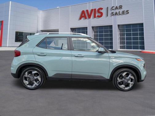 Mirage Green 2025 Hyundai VENUE SEL