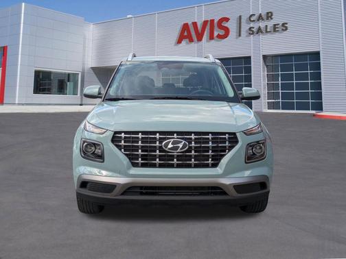 Mirage Green 2025 Hyundai VENUE SEL