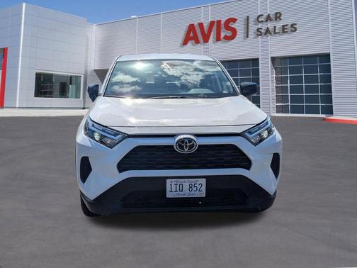 Ice Cap 2025 Toyota RAV4 LE