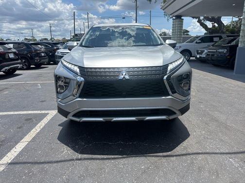 Alloy Silver Metallic 2025 Mitsubishi Eclipse Cross SE