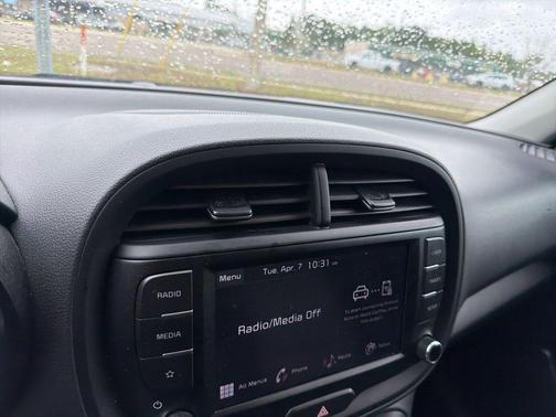 Gravity Gray 2023 Kia Soul LX