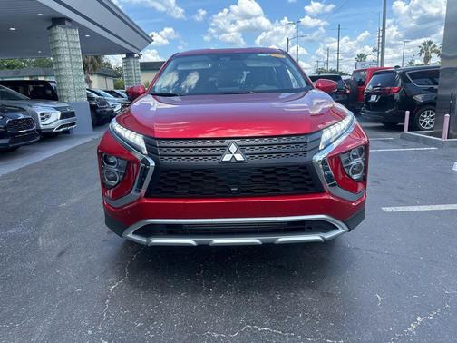 Red Diamond 2025 Mitsubishi Eclipse Cross SE