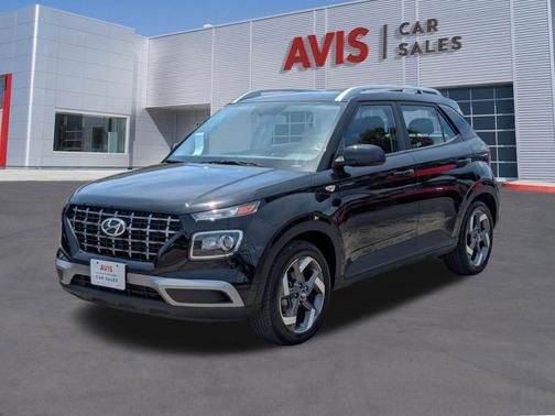 Onyx Black 2025 Hyundai VENUE SEL