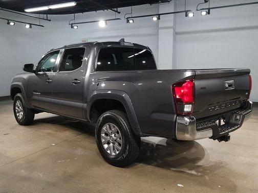 2018 Toyota Tacoma SR5