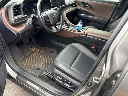 2024 Toyota Crown Limited