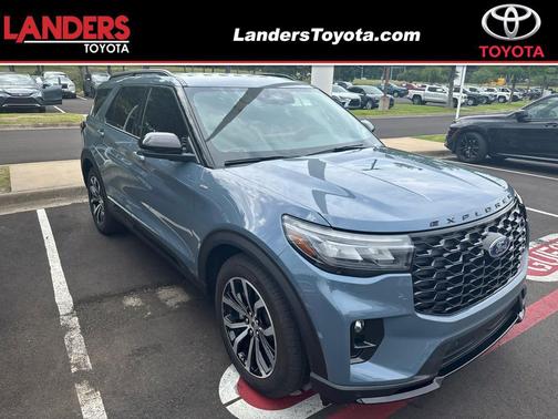 Vapor Blue Metallic 2025 Ford Explorer ST-Line