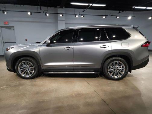 Heavy Metal 2025 Toyota Grand Highlander Platinum