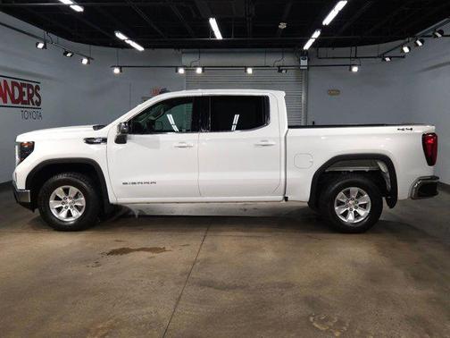 2024 GMC Sierra 1500 SLE