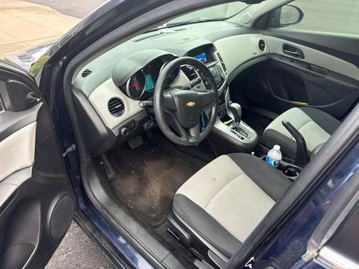 2011 Chevrolet Cruze LS