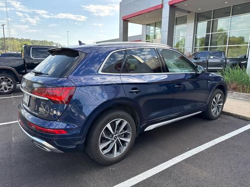 Navarra Blue Metallic 2023 Audi Q5 45 S line Premium