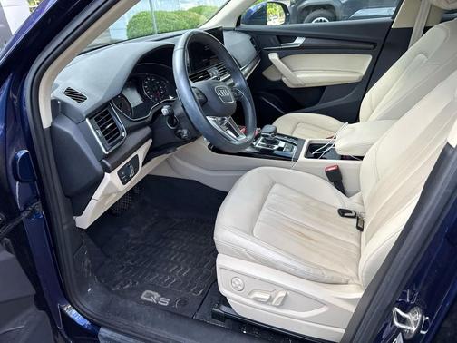 Navarra Blue Metallic 2023 Audi Q5 45 S line Premium