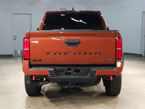 TERRA 2025 Toyota Tacoma Hybrid Limited