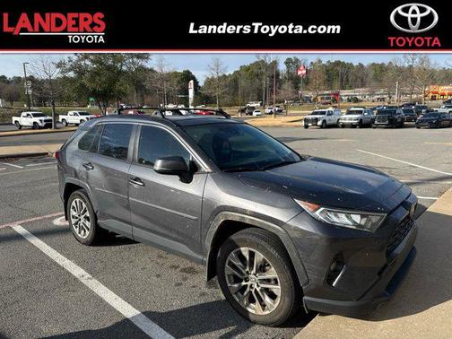 2020 Toyota RAV4 XLE Premium