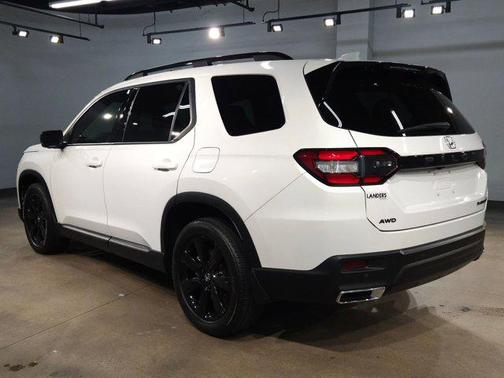 2025 Honda Pilot Black Edition