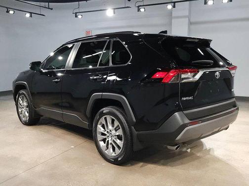 2020 Toyota RAV4 Limited