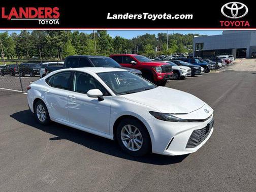 Ice Cap 2025 Toyota Camry LE