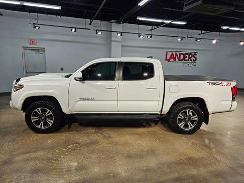 2017 Toyota Tacoma TRD Sport