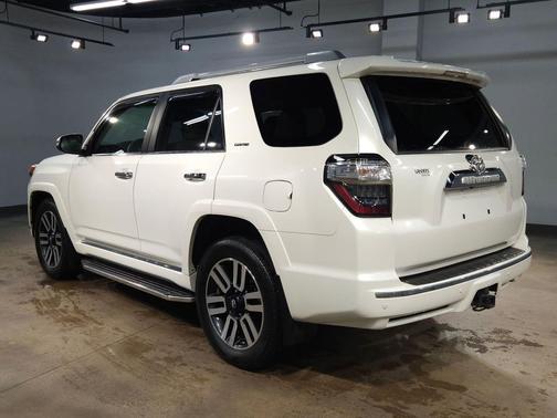 Blizzard Pearl 2021 Toyota 4Runner Limited