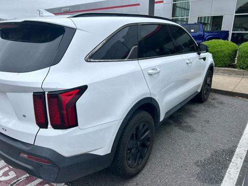 2021 Kia Sorento S