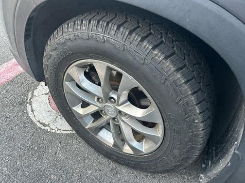 2019 Hyundai SANTA FE SE 2.4