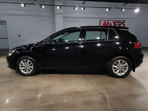 2016 Volkswagen Golf TSI S 4-Door