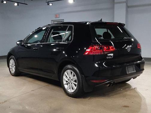 2016 Volkswagen Golf TSI S 4-Door