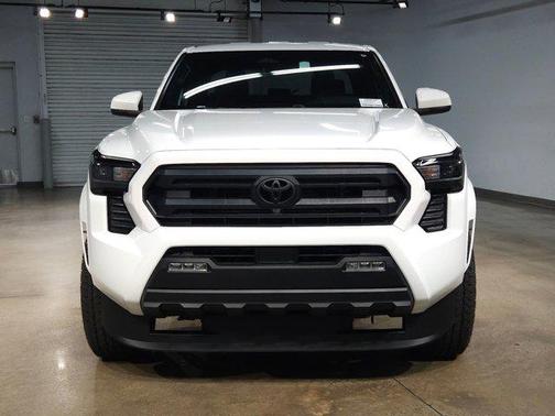 Ice Cap 2026 Toyota Tacoma SR5
