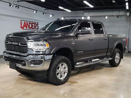 2022 RAM 2500 Laramie Crew Cab 4x4 6'4' Box