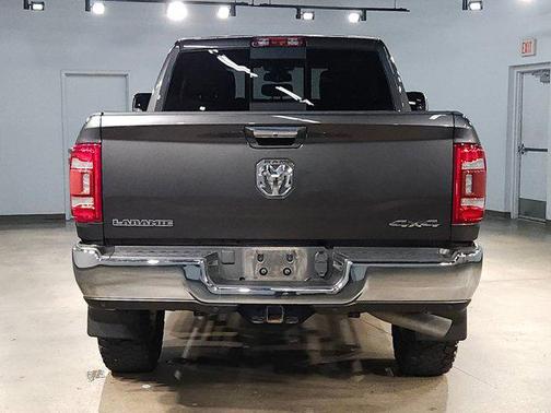 2022 RAM 2500 Laramie Crew Cab 4x4 6'4' Box