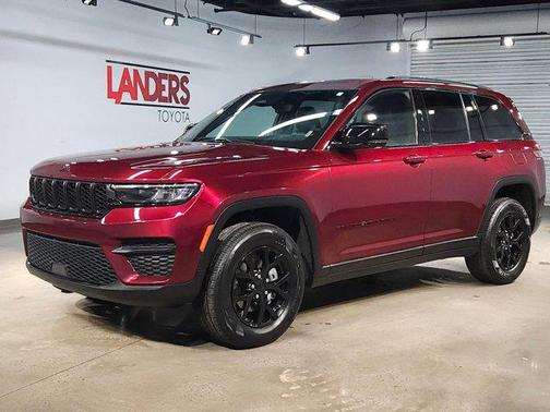 2024 Jeep Grand Cherokee Altitude