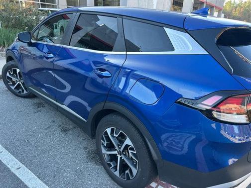 2025 Kia Sportage EX