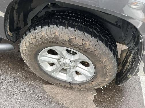Magnetic Gray Metallic 2023 Toyota 4Runner SR5 Premium