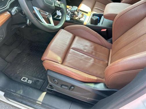 2021 Audi Q5 45 Premium Plus