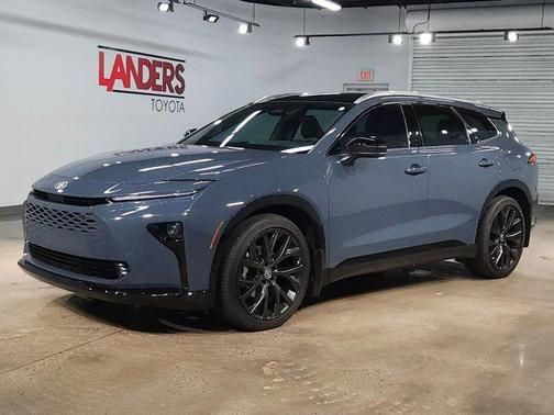 2025 Toyota Crown Signia Limited