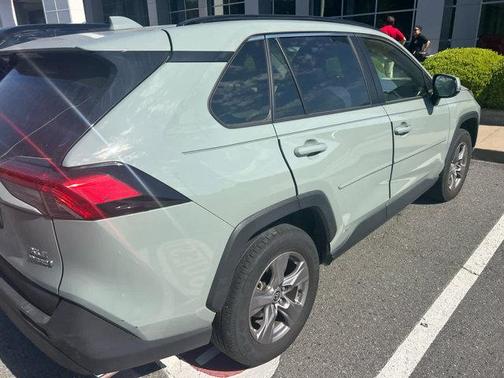 2023 Toyota RAV4 Hybrid XLE
