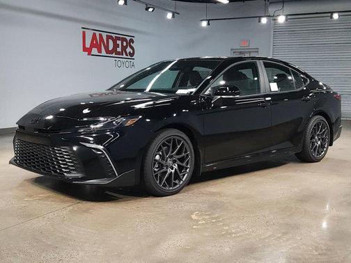 Midnight Black Metallic 2026 Toyota Camry SE