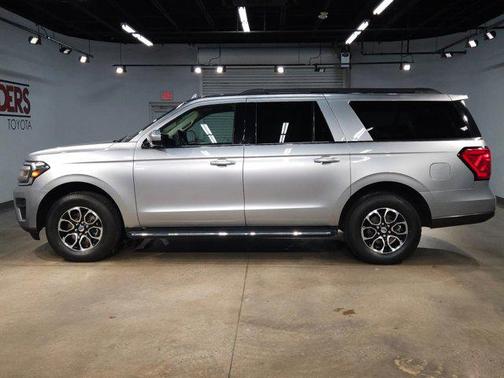 2023 Ford Expedition Max XLT