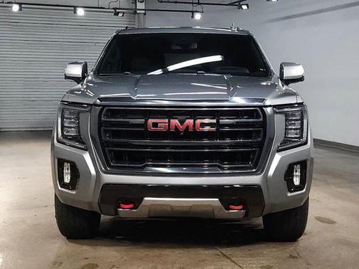 2023 GMC Yukon 4WD AT4