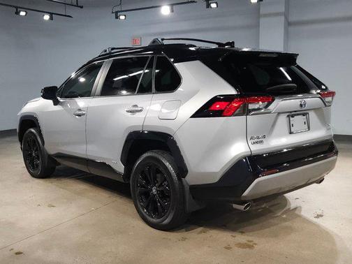 2023 Toyota RAV4 Hybrid SE