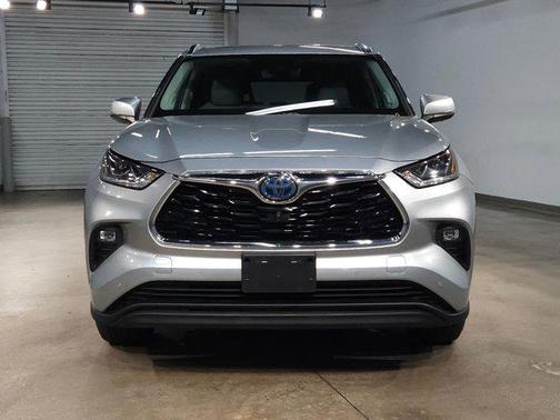 2021 Toyota Highlander Hybrid Limited