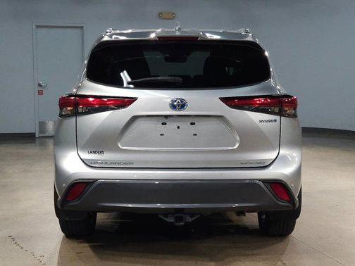2021 Toyota Highlander Hybrid Limited