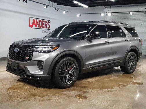 Carbonized Gray Metallic 2025 Ford Explorer ST
