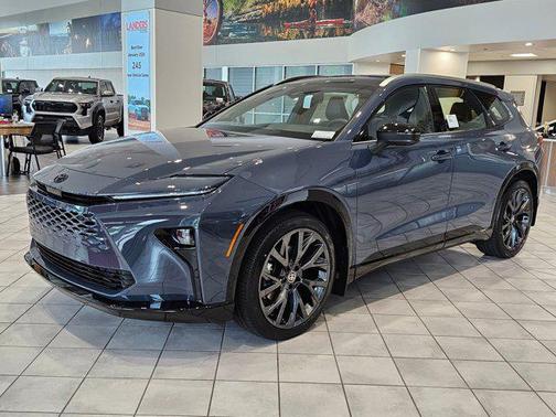 Cloud 2026 Toyota Crown Signia Limited