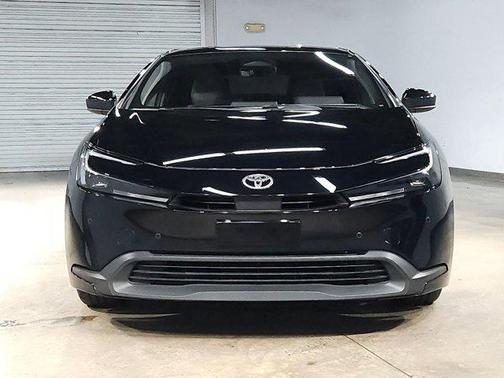 2023 Toyota Prius LE