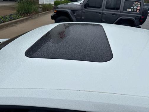 2018 Volkswagen Passat 2.0T SEL Premium