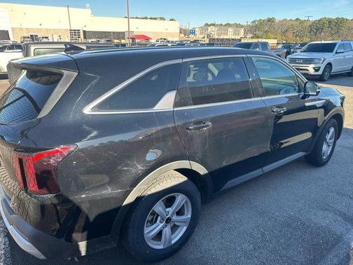 2024 Kia Sorento LX