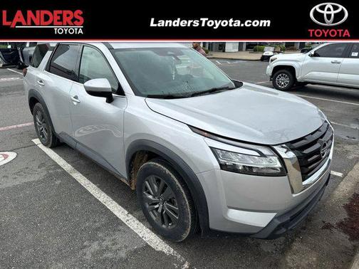 2022 Nissan Pathfinder SV 2WD