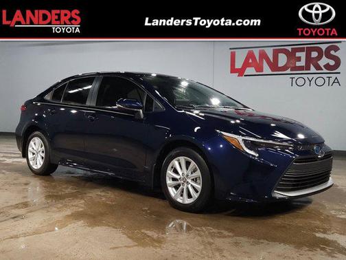 2025 Toyota Corolla Hybrid XLE
