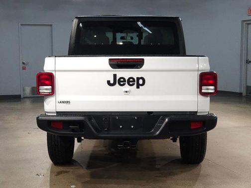 2024 Jeep Gladiator Sport
