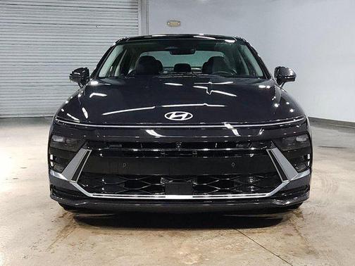 2024 Hyundai SONATA Hybrid Limited
